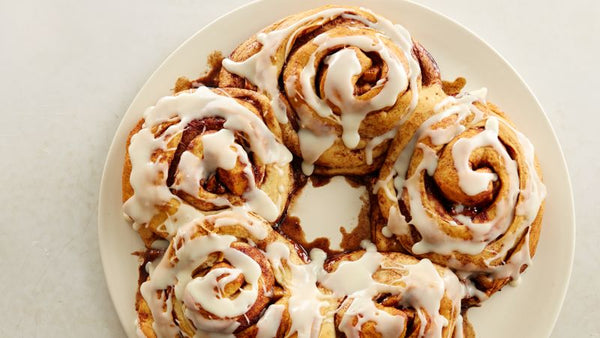 ▷ Apple Pie Cinnamon Roll | The Brand Decò