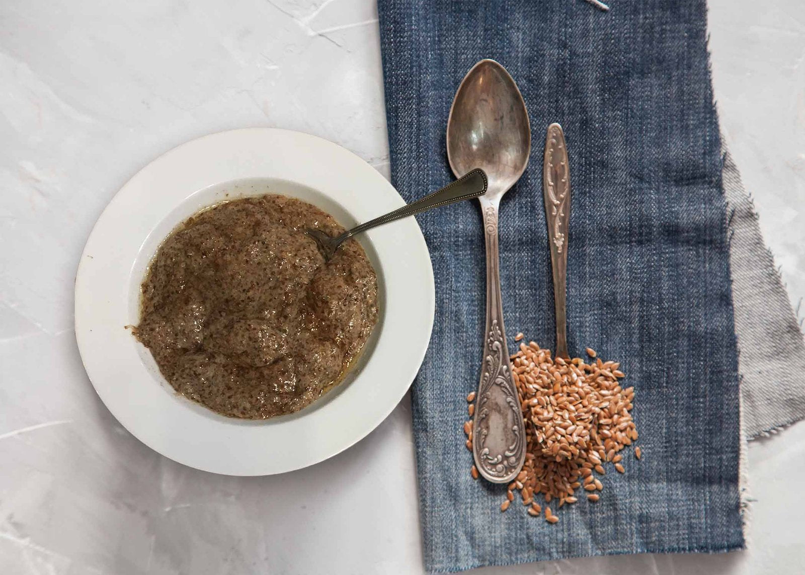 ▷ Energy Breakfast: Apple & Linseed Porridge