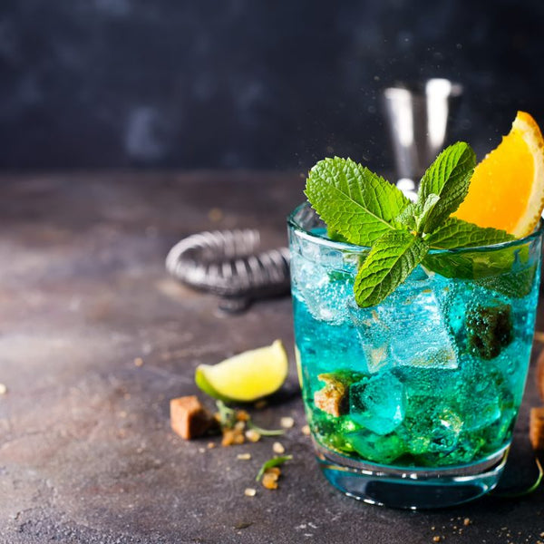 ▷ Classic Cocktail: Blue Lagoon