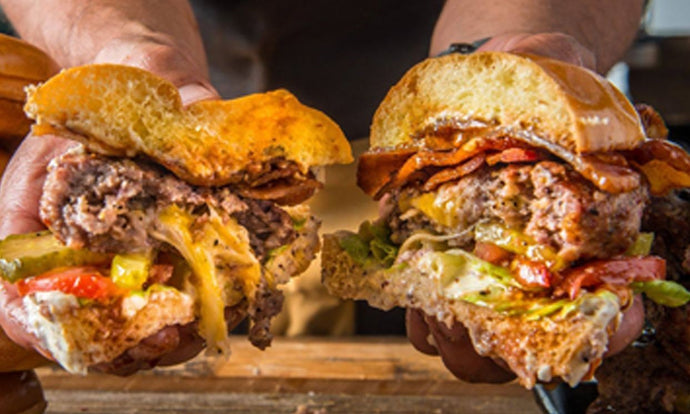 ▷ Homemade Baconator: Cheese Burger | The Brand Decò