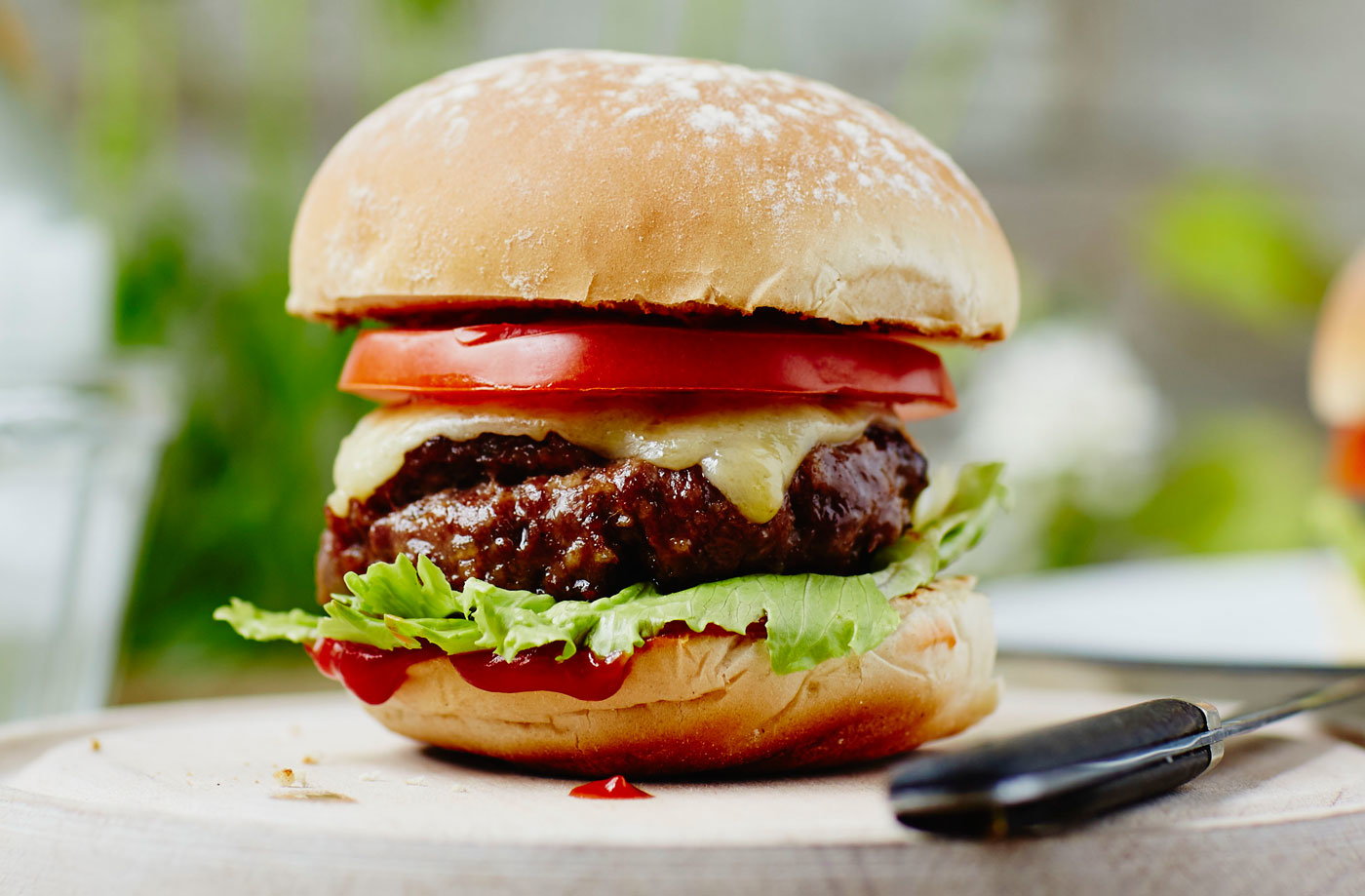 ▷ Homemade Burger: The Perfect Burger Recipe | The Brand Decò