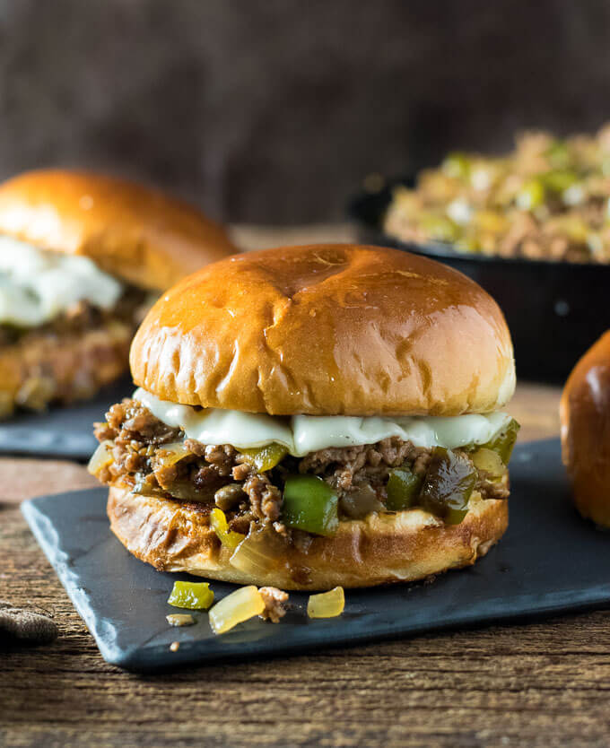 ▷ Sloppy Joes: Philly Cheese