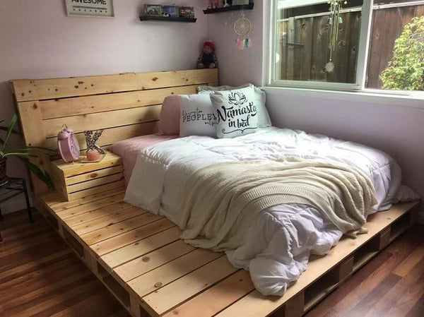 How to make your own pallet bed | The trendy bed frame that you can DIY