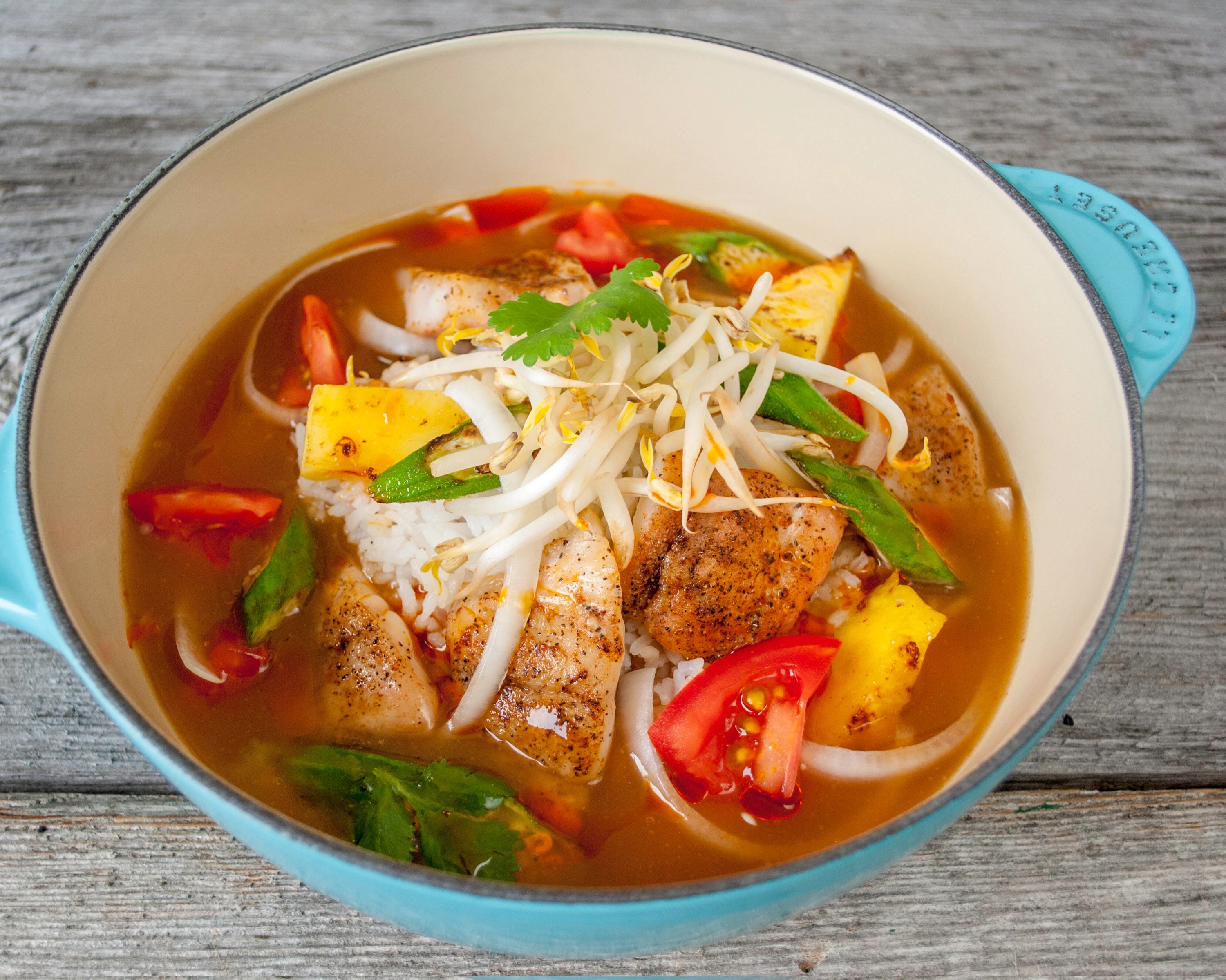 ▷ Asian Cuisine: Hot & Sour Fish Soup
