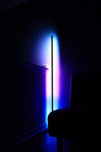 The Brand Decò Colorful Led Lamp | Minimalist LED Corner Floor Lamp | Black Body | Dreamcolor Light | The Brand Decò
