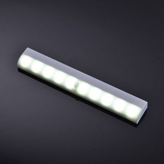 Motion Sensor Night Light Potable 10 LED Closet Lights Battery Powered | Potable Light | White | The Brand Decò