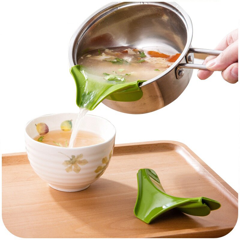 Kitchen Soup Slip Deflector Silicone Funnel | Utensils | | The Brand Decò